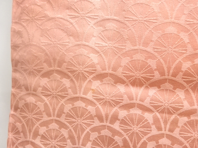  源氏車青海波模様織り出し付け下げ色無地着物